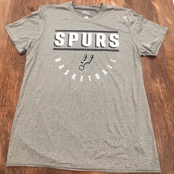 NBA Other - San Antonio Spurs Basketball Gray Men’s Shirt Size Large NWOT